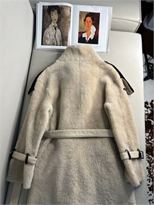 Шуба LORO PIANA 168061