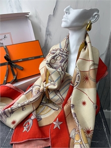 Платок HERMES 168166