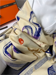 Платок HERMES 168173