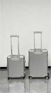 Чемодан RIMOWA 168336