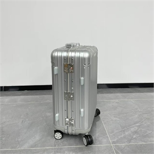 Чемодан RIMOWA 168336