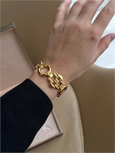 Серьги CHANEL 168496