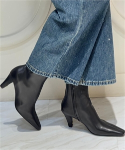 Джинсы MIU MIU 168572