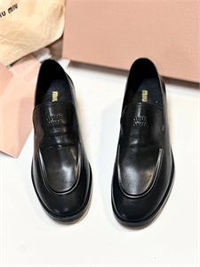 Лоферы MIU MIU 168661