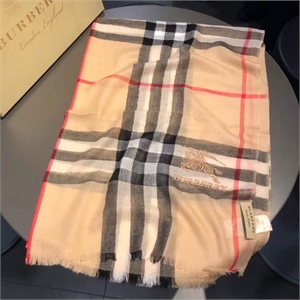 Шарф BURBERRY 100 % Кашемир 168680