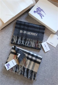 Шарф BURBERRY 100 % Кашемир 168682