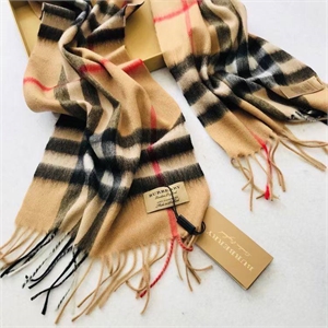 Шарф BURBERRY 100 % Кашемир 168694