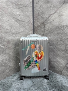 Чемодан RIMOWA 168757