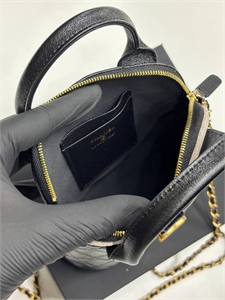 Сумка CHANEL 168938