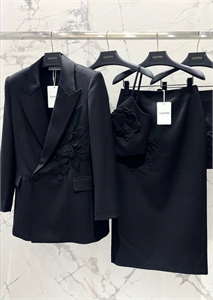 Костюм VALENTINO 168966