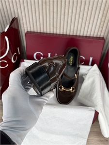 Туфли GUCCI 169090