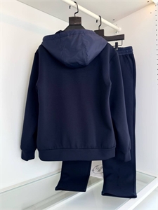 Спортивный костюм PRADA 169250