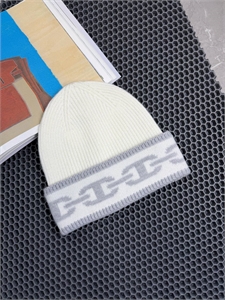 Шапка HERMES 169301