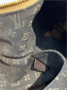 Сумка LOUIS VUITTON 169339