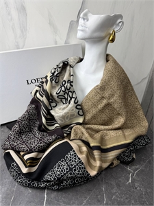 Платок LOEWE 169365