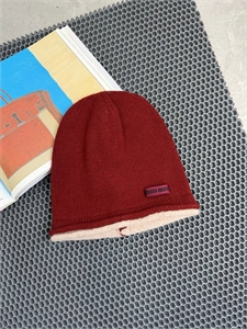 Шапка MIU MIU 169369