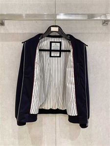 Бомбер BC 169449