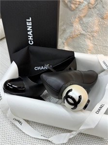 Туфли CHANEL 169600