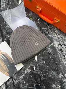 Шапка LP 169656