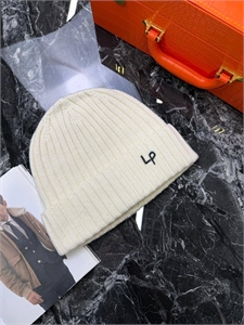 Шапка LP 169659