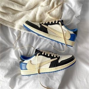 Кроссовки NIKE 169748