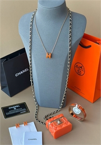 Сотуар сумочка CHANEL 169766