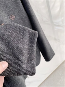 Прогулочный костюм LP 169860