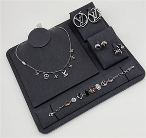 Чокер LOUIS VUITTON 170213