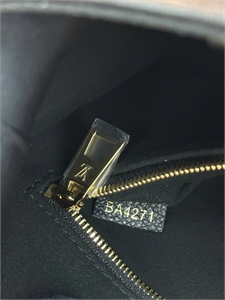 Сумка LOUIS VUITTON 170255