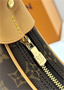 Сумка LOUIS VUITTON 170507