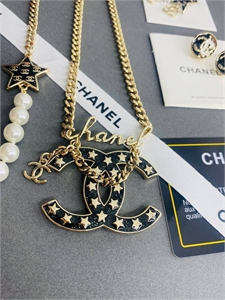 Серьги CHANEL 170712