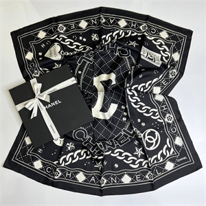 Платок CHANEL 170744