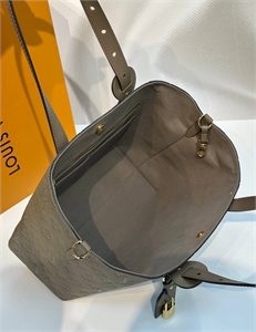 Сумка LOUIS VUITTON 171038