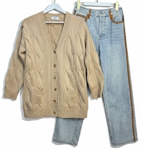 Джинсы MIU MIU 171042