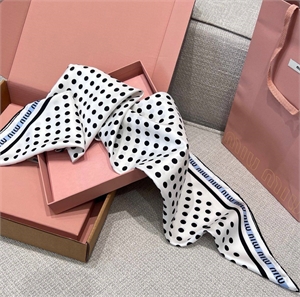 Платок MIU MIU 171151