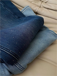 Джинсы CHANEL 171180