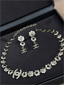 Серьги CHANEL 171363