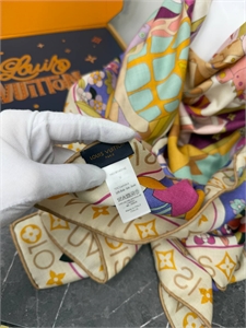 Платок LOUIS VUITTON 171386