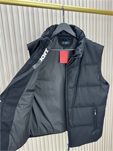 Жилет KITON 171590