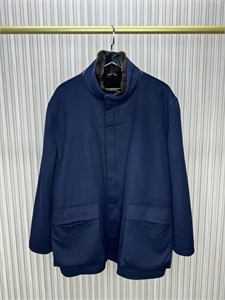 Шерстяное пальто с меховой подкладкой LP 171596