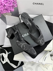 Слингбеки  CHANEL 171815