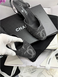 Слингбеки  CHANEL 171815
