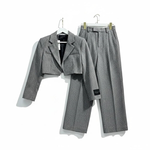 Костюм AW 171920