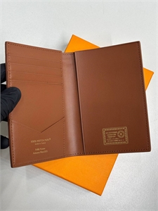 Обложка  LOUIS VUITTON 172273