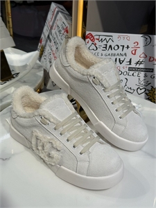 Кроссовки DG 172401