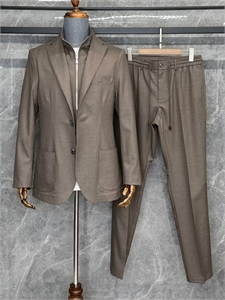 Прогулочный костюм BC 172652