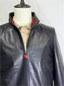 Кожаная куртка KITON 172701