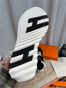 Кроссовки HERMES 173013