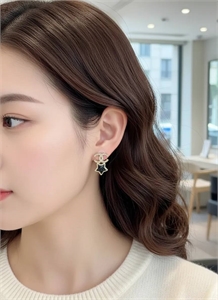 Серьги CHANEL 173127