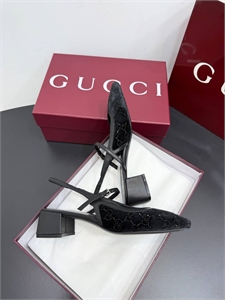 Туфли GUCCI 173258